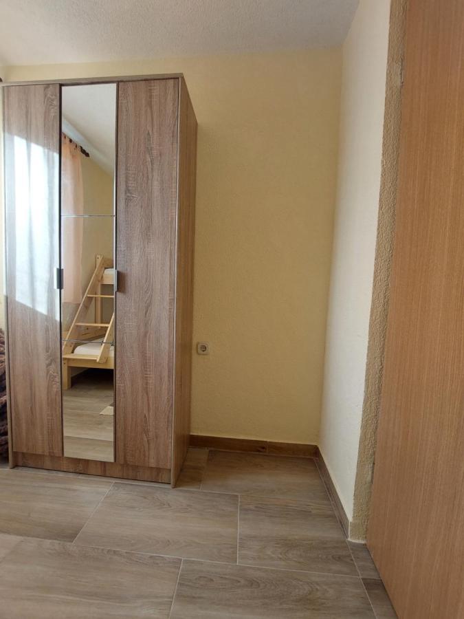 Apartmani Piskoric Vir Kültér fotó