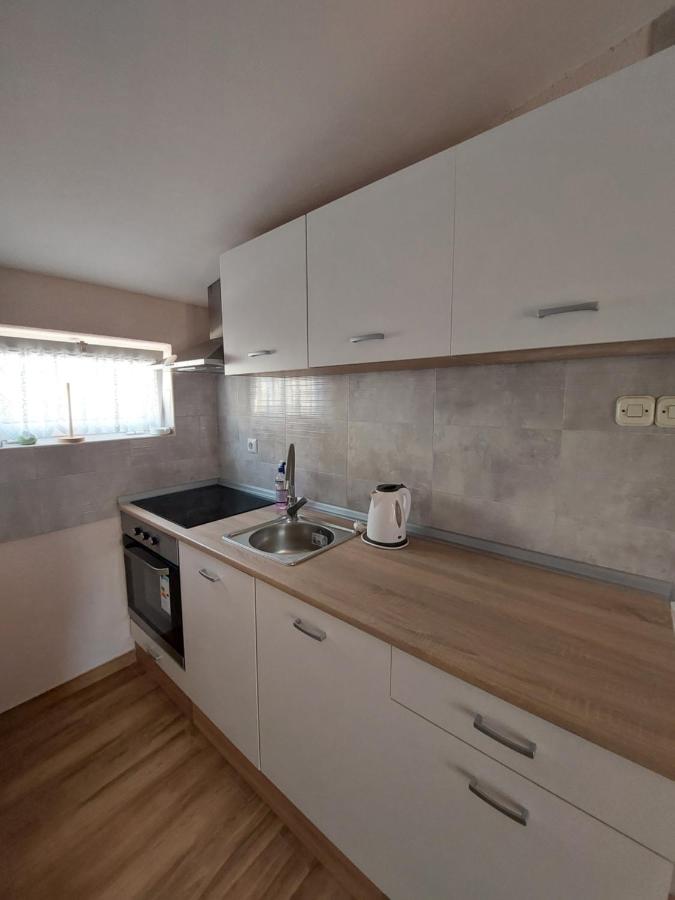 Apartmani Piskoric Vir Kültér fotó