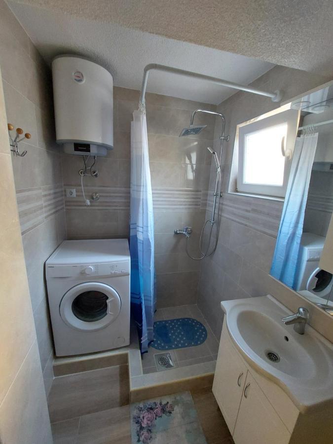 Apartmani Piskoric Vir Kültér fotó