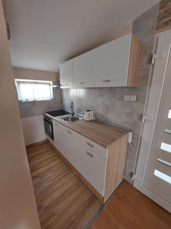 Apartmani Piskoric Vir Kültér fotó